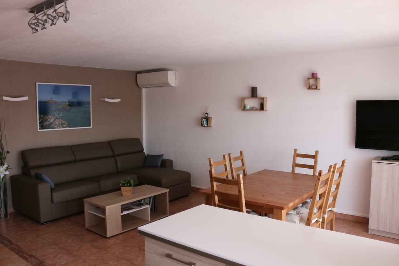 Coeur De Frejus, L'Amphitheatre, Appartement 3 Pieces Climatise, Terrasse, Barbecue, Piscine & Parking 外观 照片